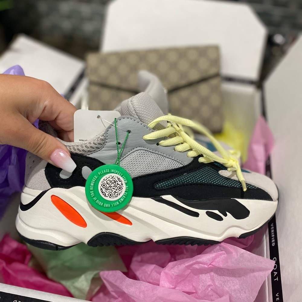 Yeezy 700 wave runner